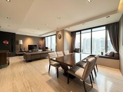 TwentyOne Angullia Park (D9), Condominium #560446501